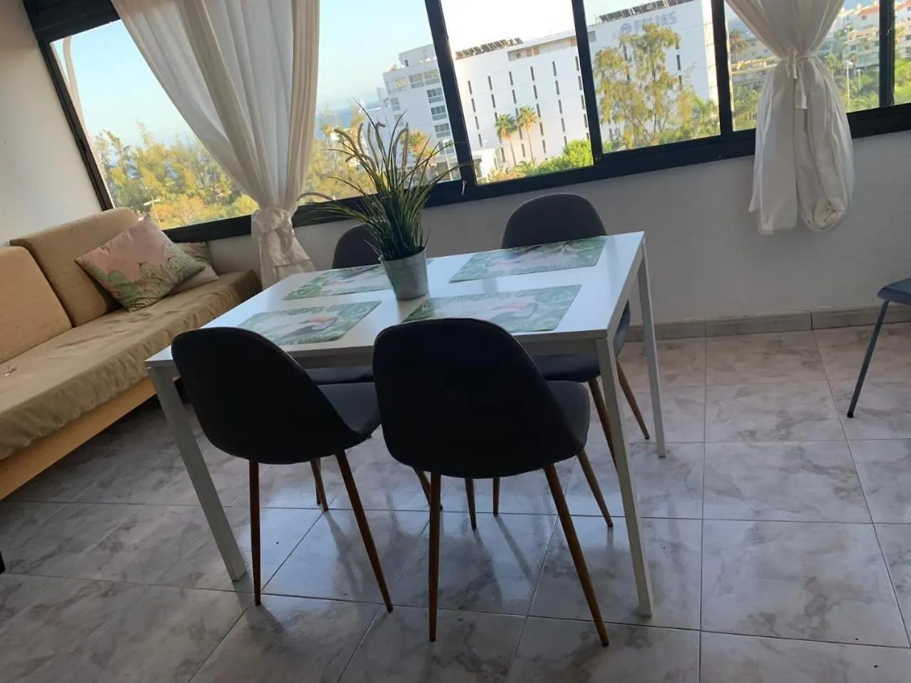Monte Rojo San Agustin Apartment